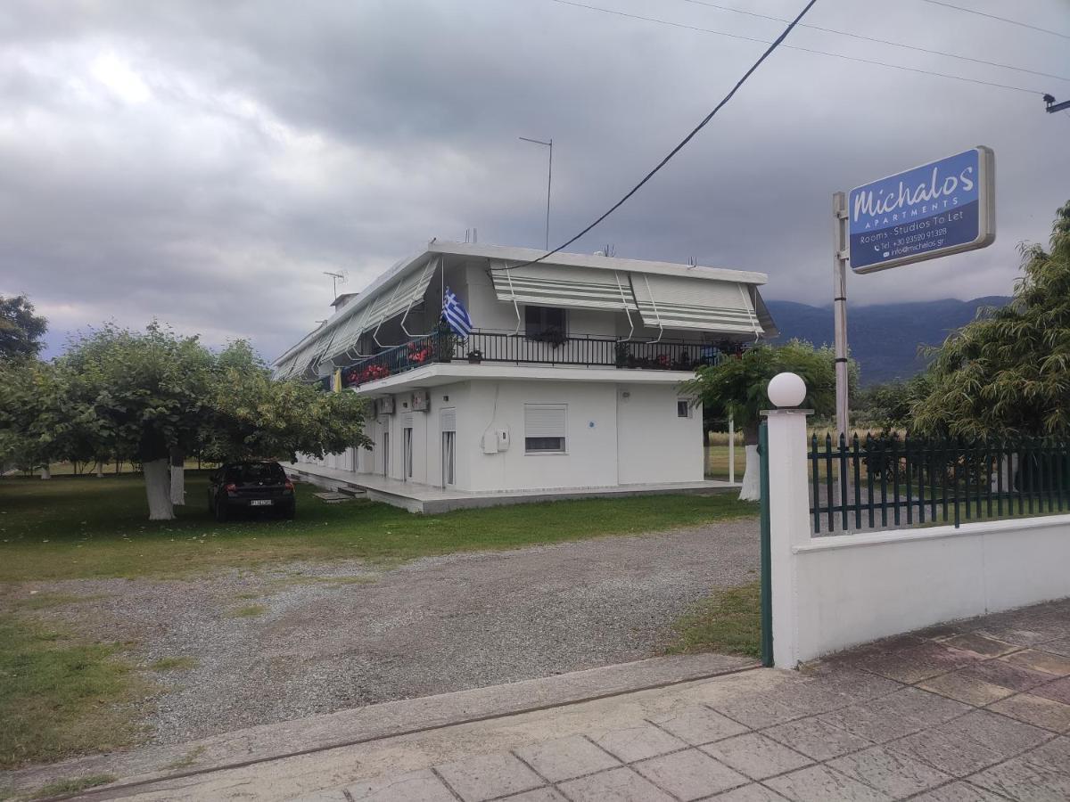 Michalos Apartments ปาราเลีย สโกทินิส ภายนอก รูปภาพ